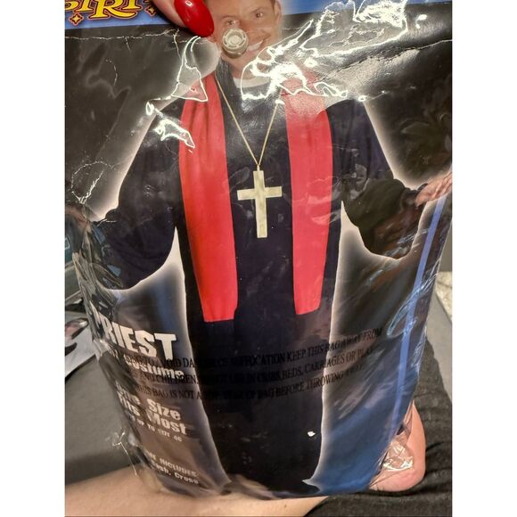 Spirit Halloween Priest Costume O/S up to 44 EUC - Picture 2 of 5